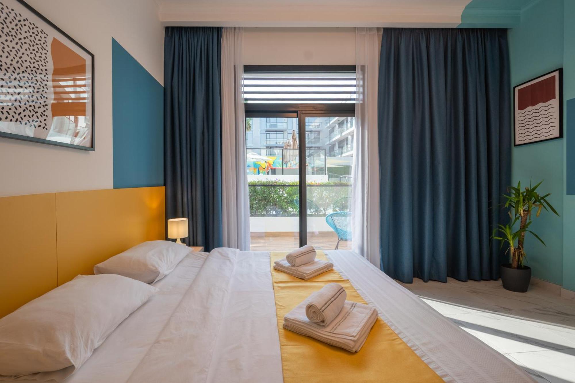 Izzzi Life Mint Aparthotel Dubai Exterior foto