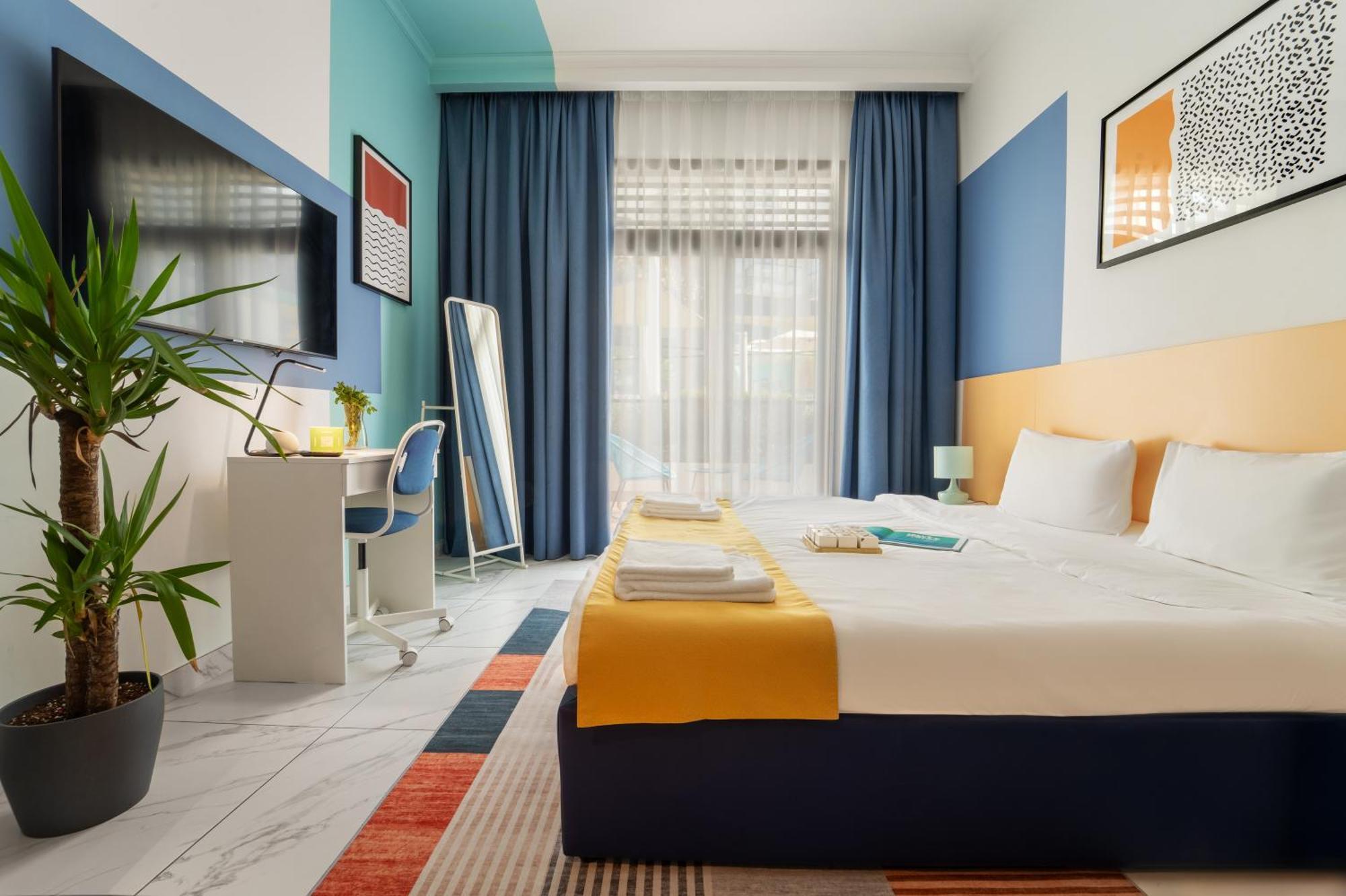 Izzzi Life Mint Aparthotel Dubai Exterior foto