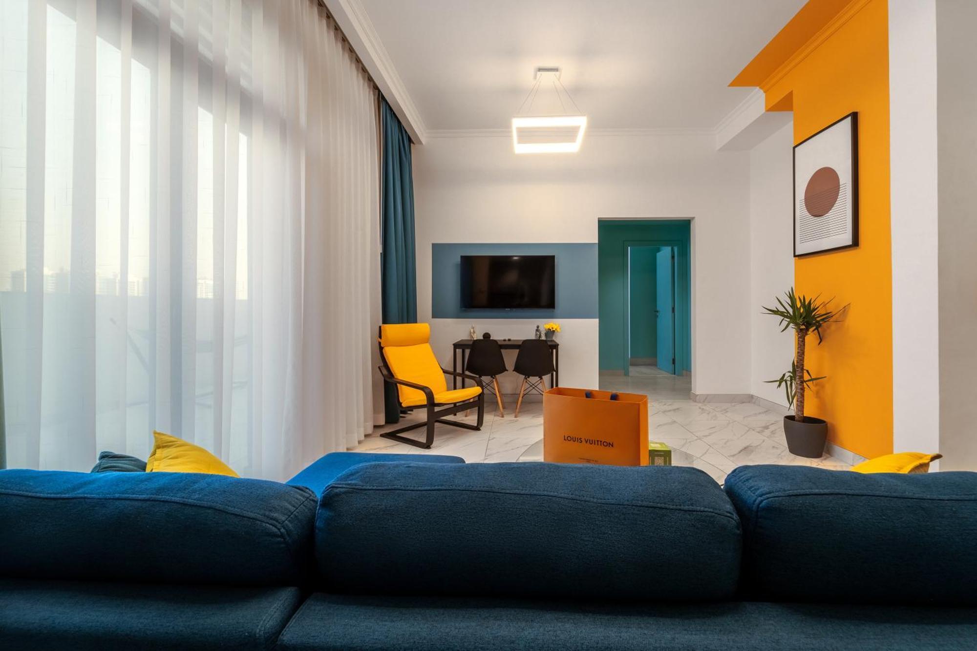 Izzzi Life Mint Aparthotel Dubai Exterior foto