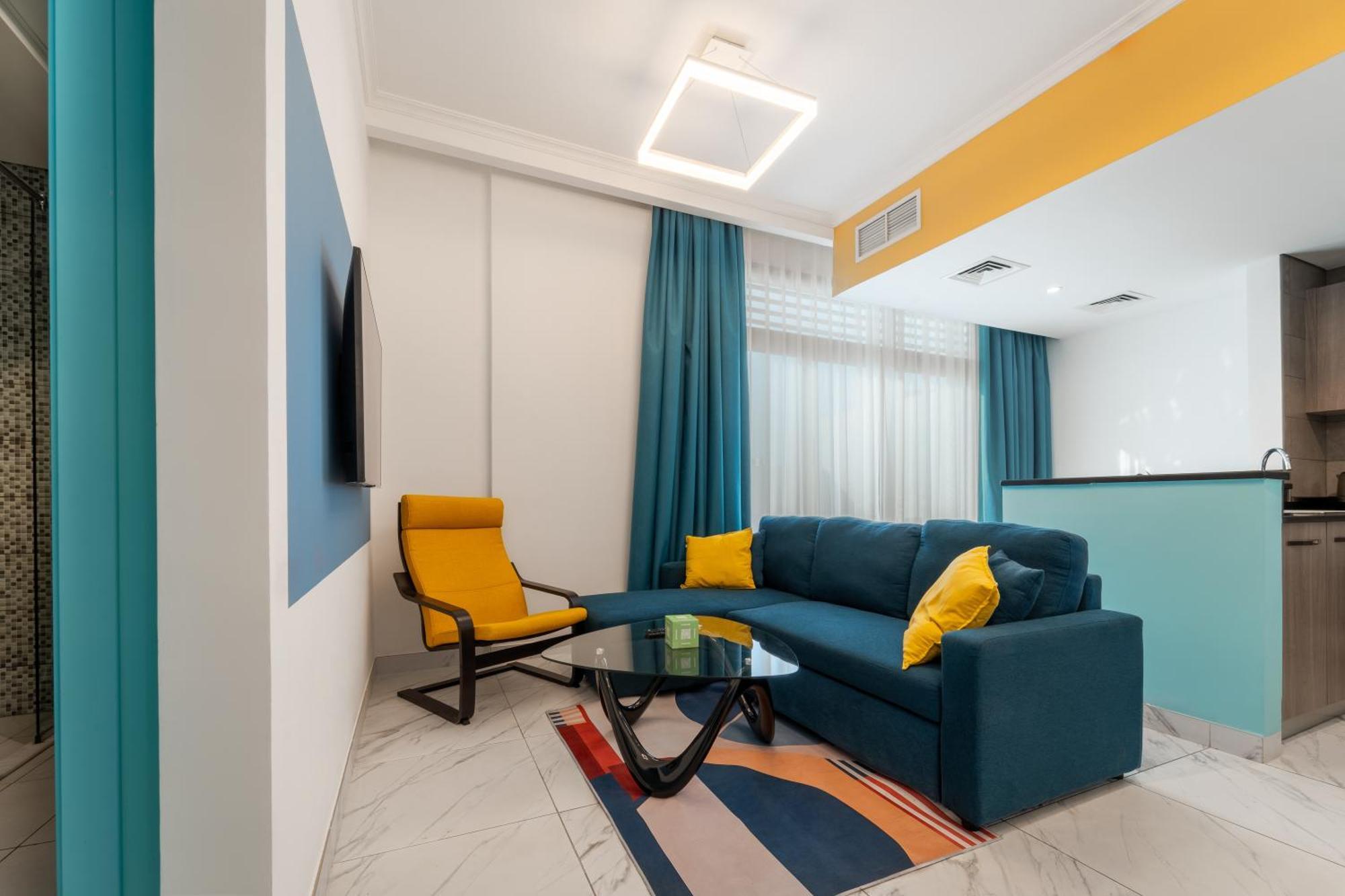 Izzzi Life Mint Aparthotel Dubai Exterior foto