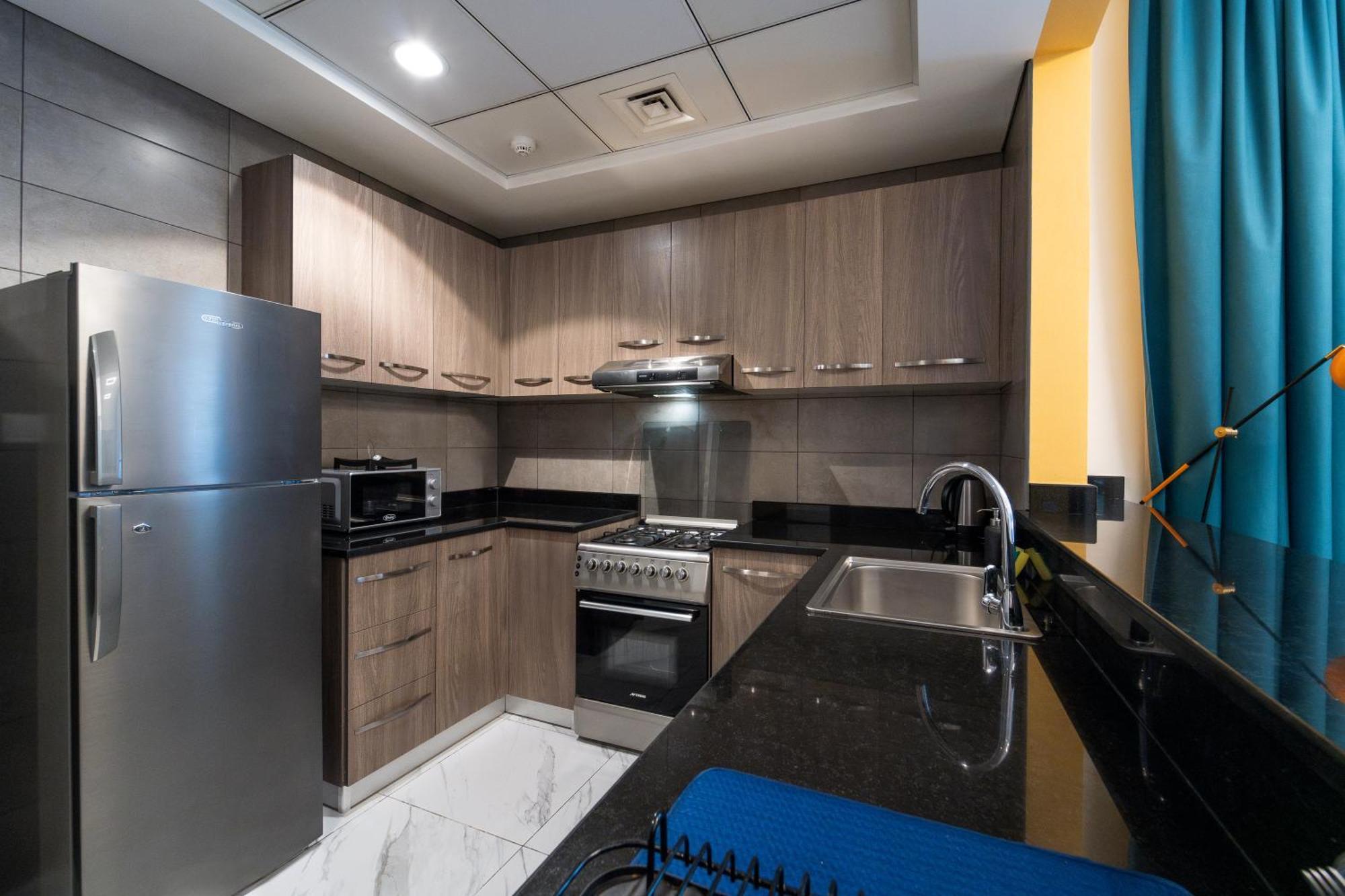 Izzzi Life Mint Aparthotel Dubai Exterior foto