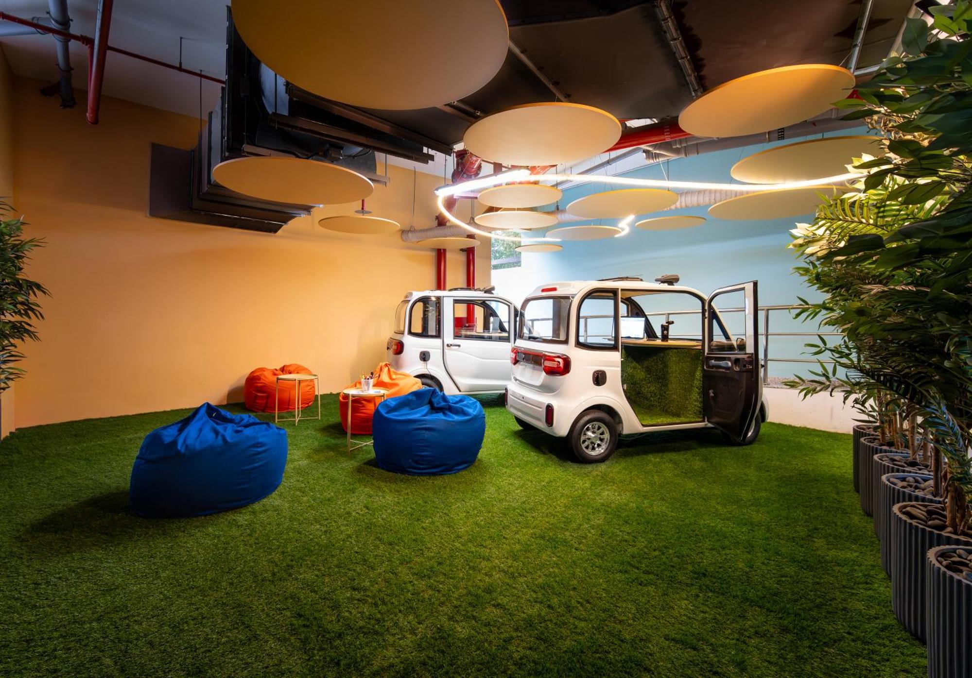 Izzzi Life Mint Aparthotel Dubai Exterior foto